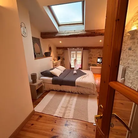 Maison De Charme à Hébergement de vacances